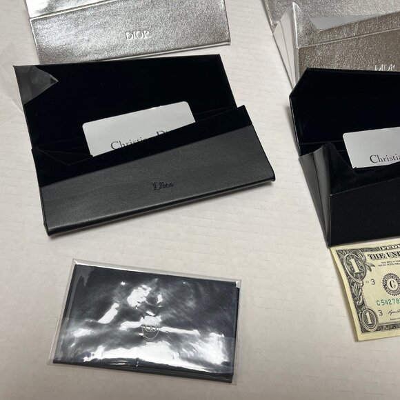 CHRISTIAN DIOR CASE SMALL LEATHER MAGNETIC FOLDABLE Sunglasses case only 4 - Picture 2 of 8